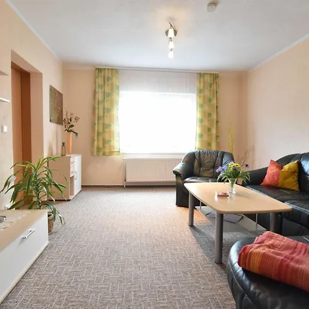 Reihenferienhaus Mit Kamin Und Terrasse Im Ostseeland Ofc 11 *